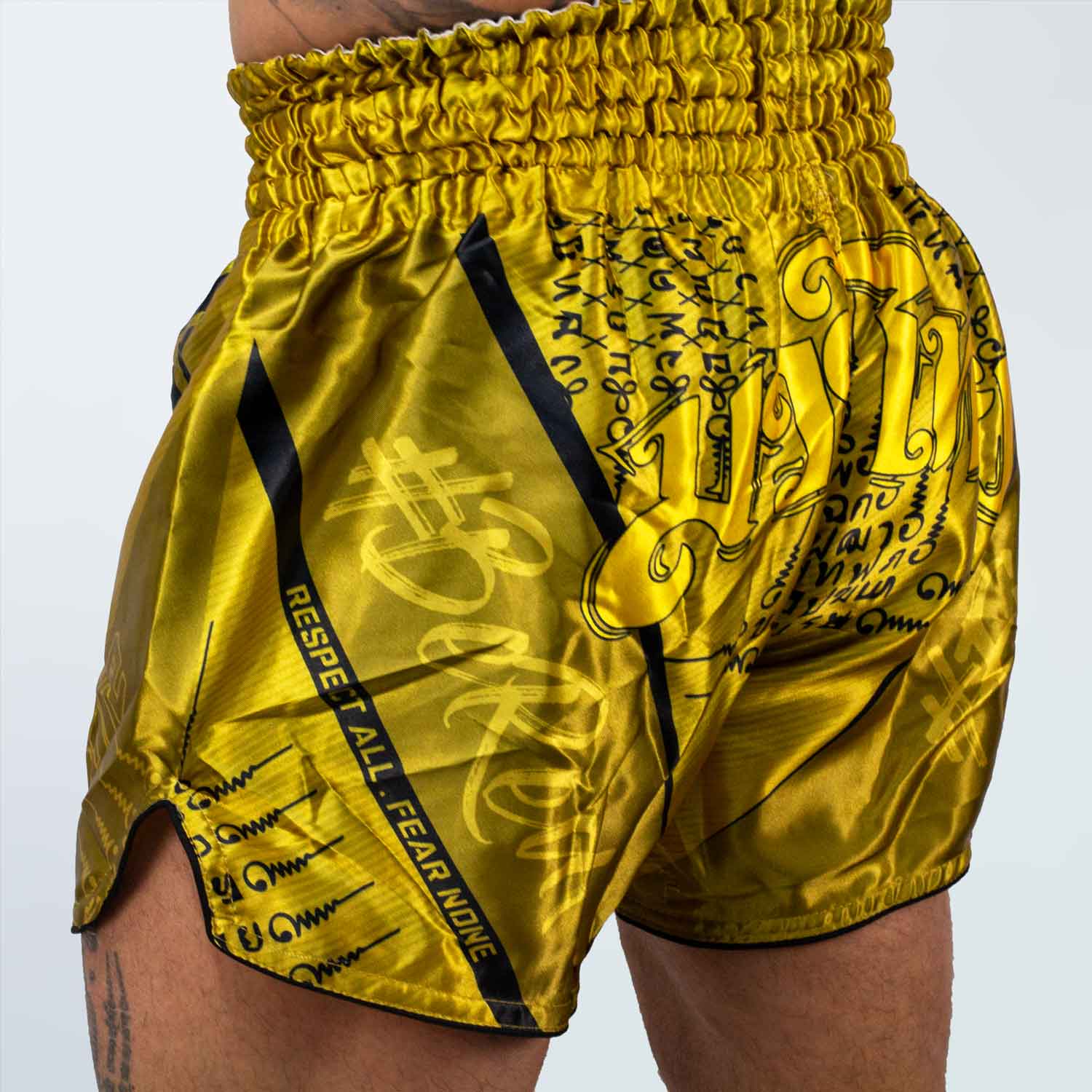 SHORTS MUAYTHAI WRKHD GOLD