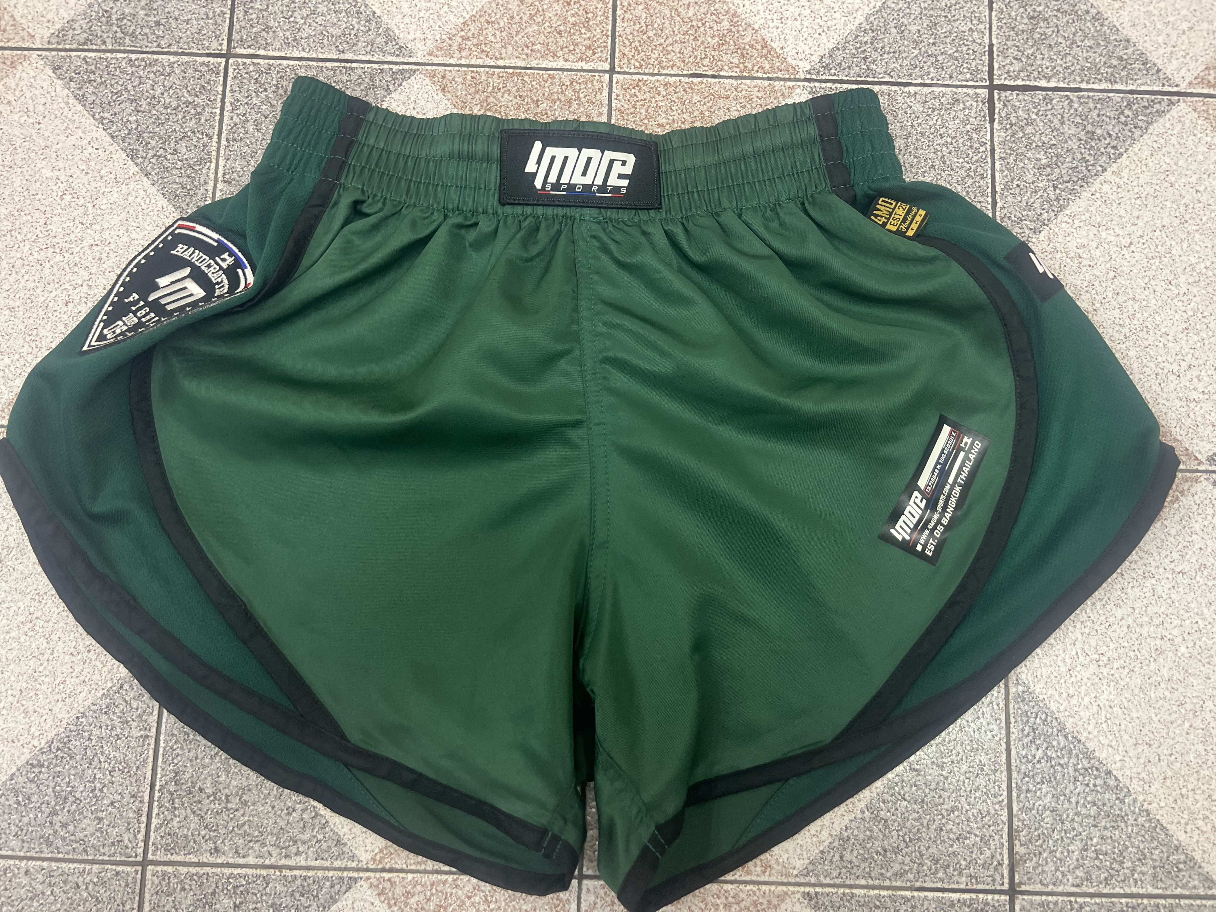 SHORTS HIGH RISE TECH