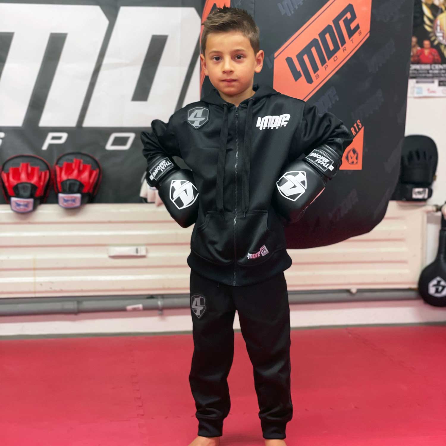 jogginganzug-4more-sports-kinder-team-4m-raul-vorne ANZUG JOGGINGANZUG TEAM.4M KINDER