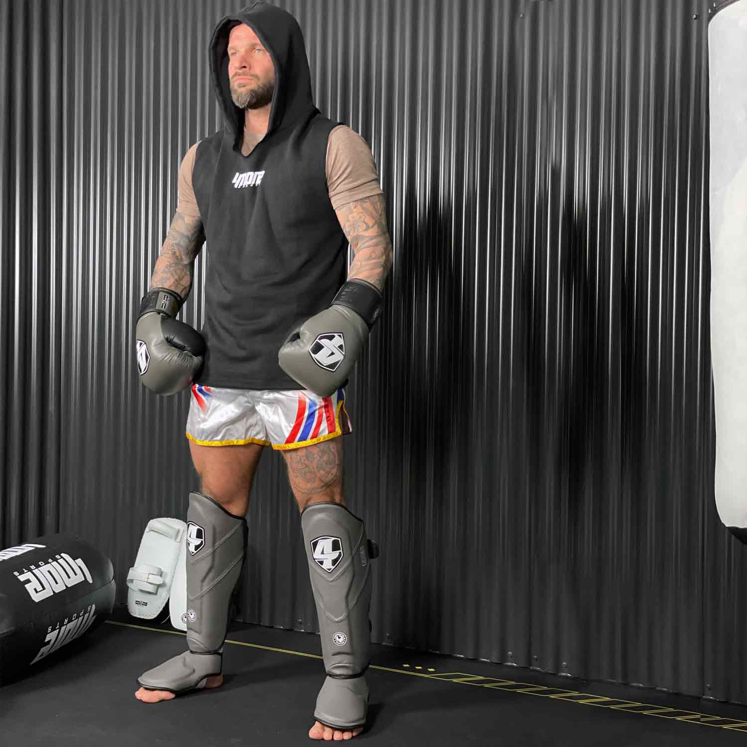 schienbeinschoner-4more-sports-havoc-steel-bangkok SCHIENBEINSCHONER HAVOC  STEEL GREY