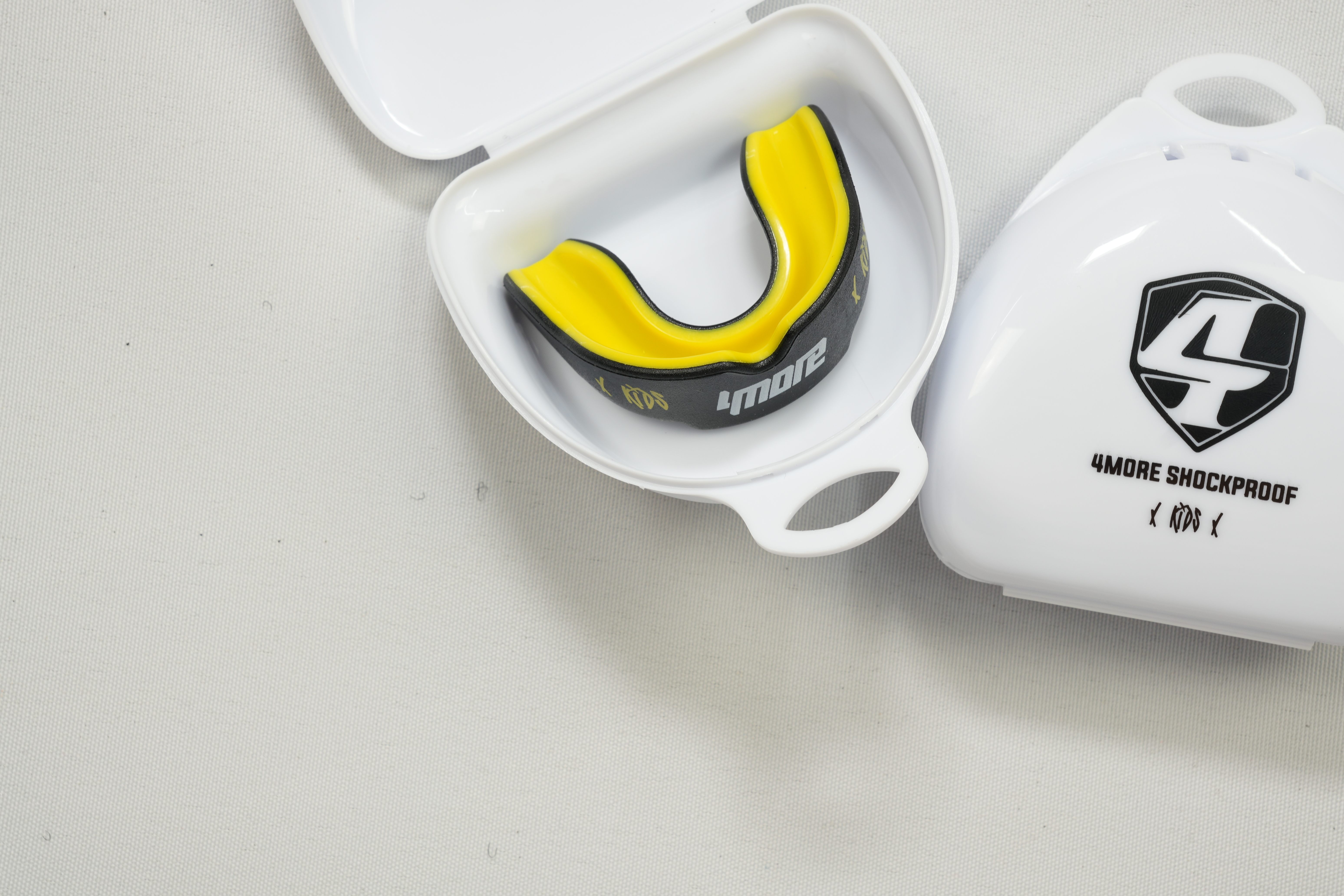 ZAHNSCHUTZ SHOCKPROOF KIDS