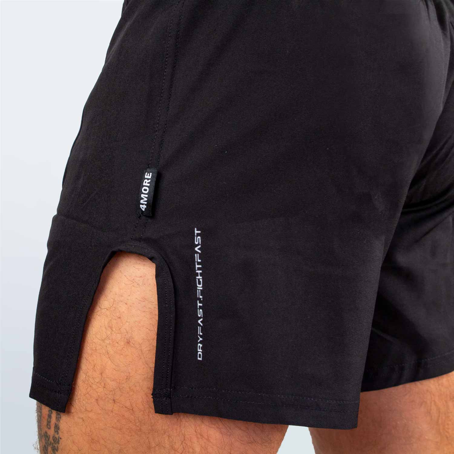 shorts-4more-sports-graphit-innovation-seite-dryfast SHORTS GRAPHIT INNOVATION SUPERCUT CUSTOM DESIGN