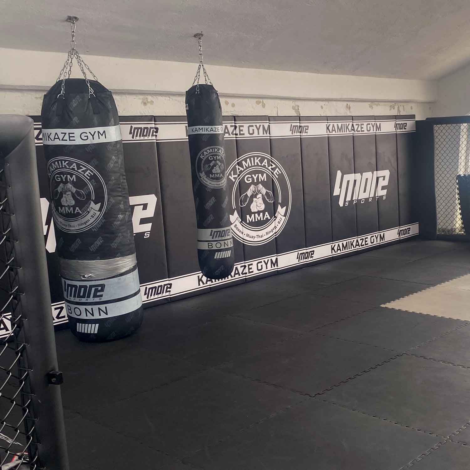 wandpolster-4more-sports-rock-kamikaze-gym WALLPADS WANDPOLSTER ‚ROCK’ 6M