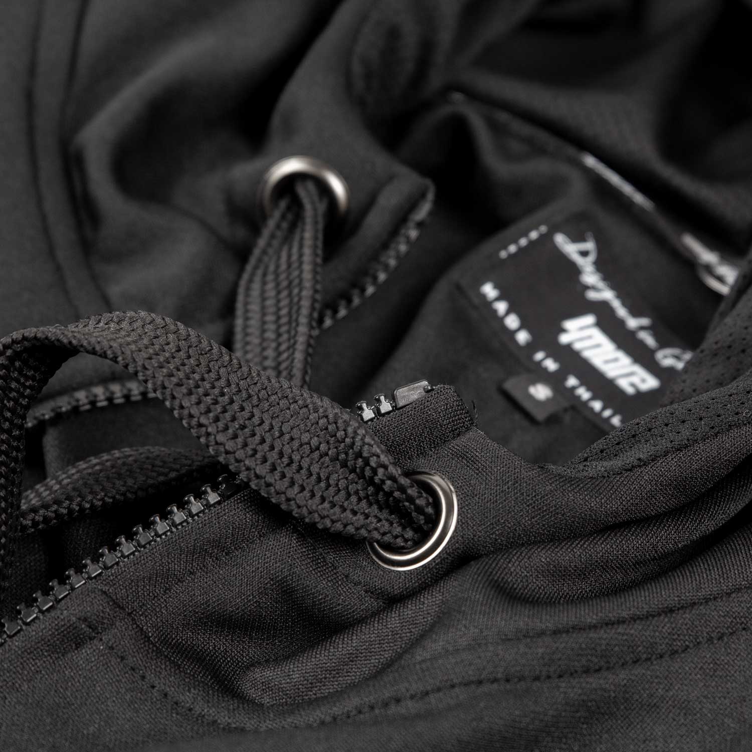 4more-sports-jacke-phantom2-0-detail-innen JOGGINGANZUG TEAM.4M