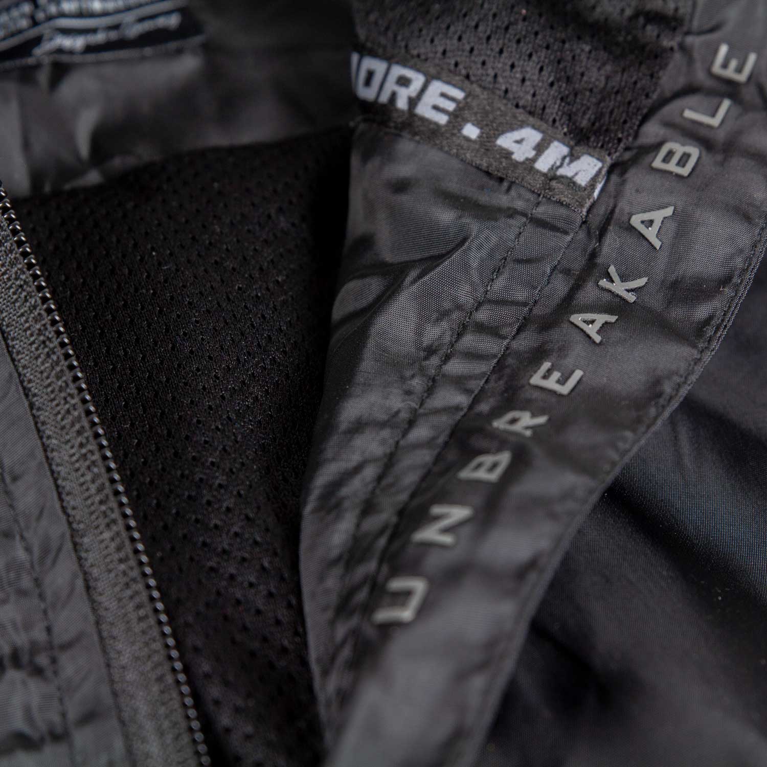 WINDBREAKER JACKE UNBREAKABLE