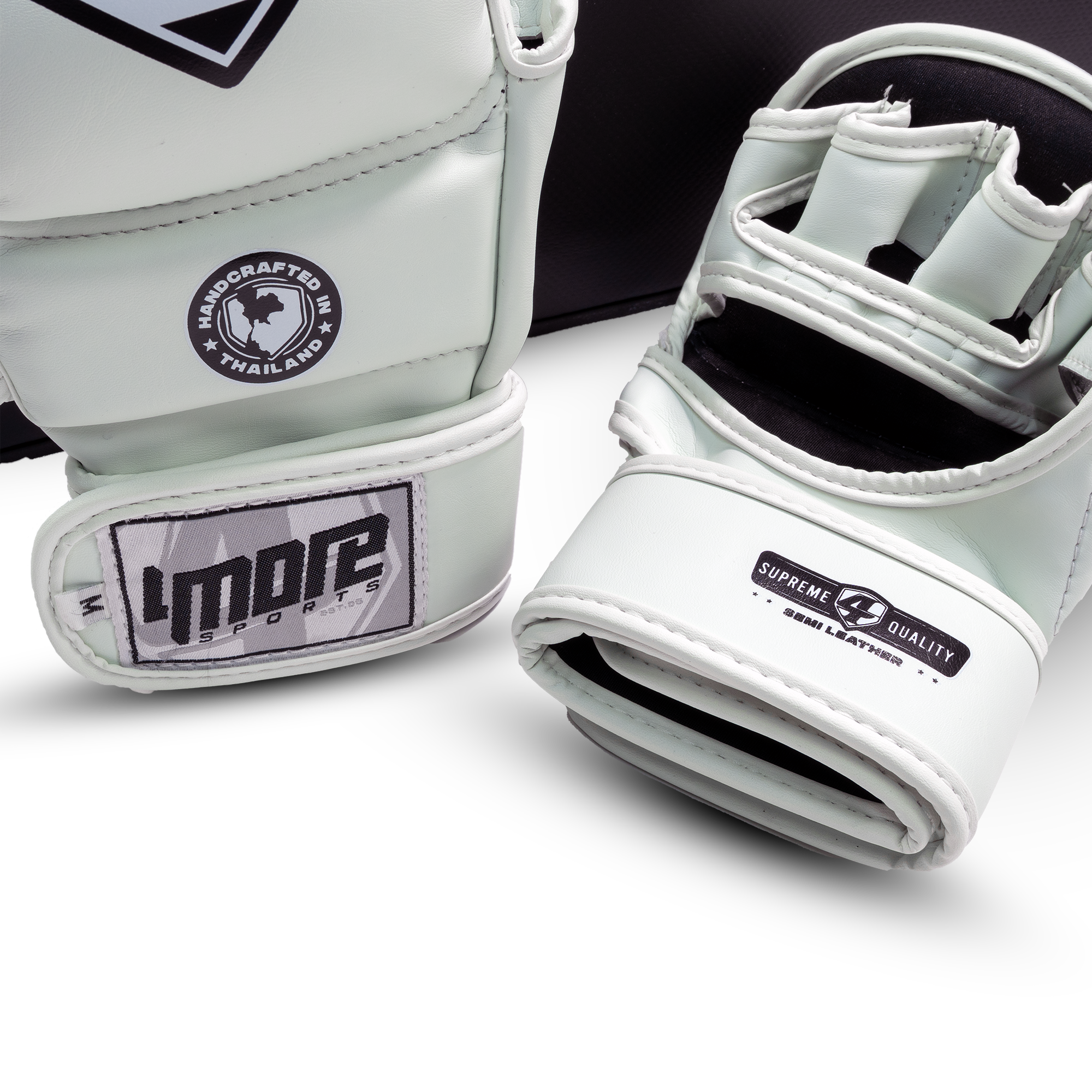 zoom-mma-white-1