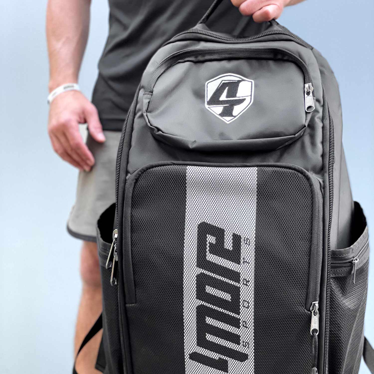 4more-rucksack-4mhero-bjoern-vorne RUCKSACK 4M.HERO 2.0