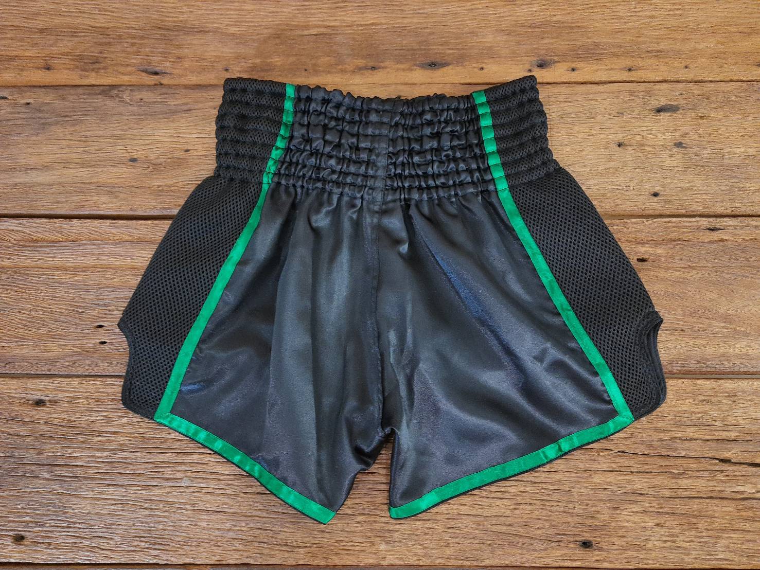 SHORTS MUAYTHAI LINE CUSTOM DESIGN