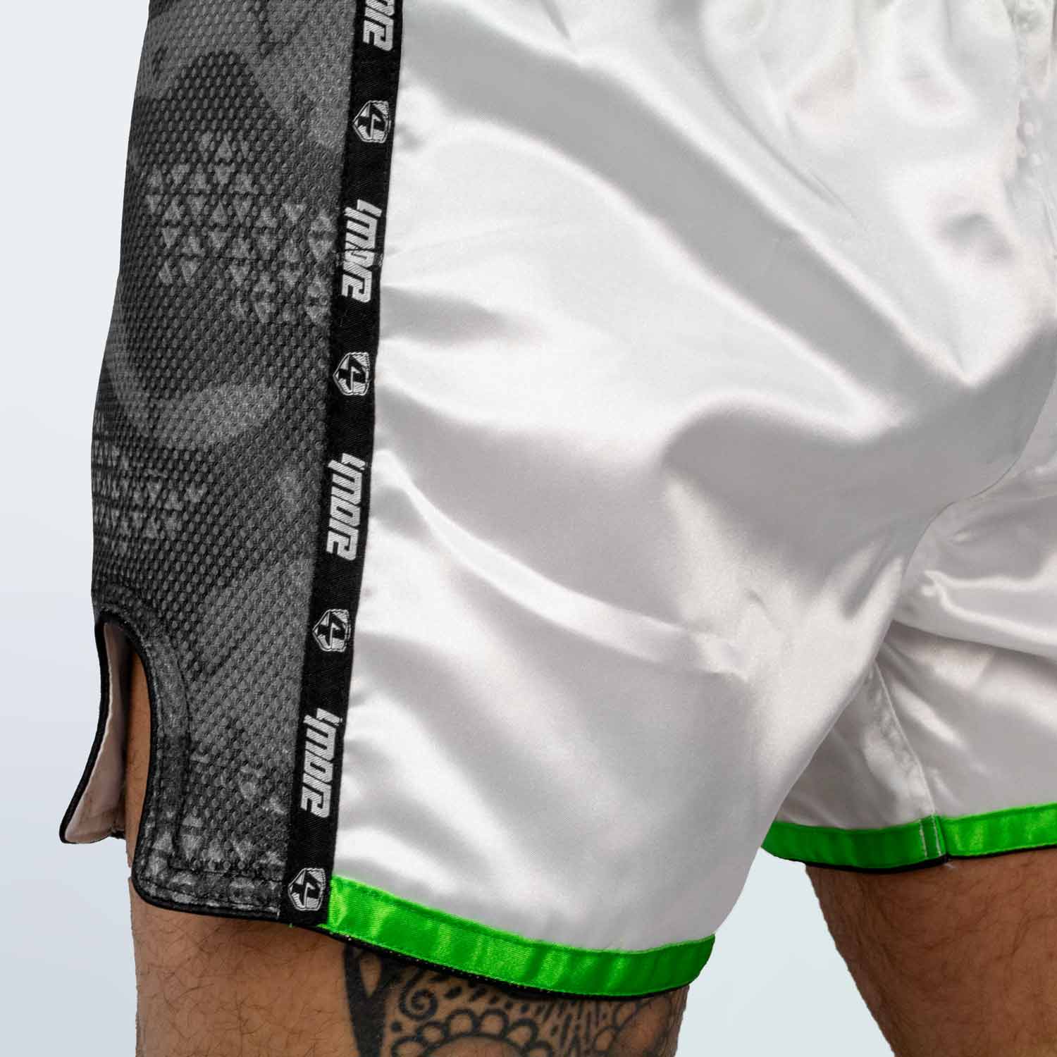 SHORTS MUAYTHAI MESH SHUDDER CUSTOM DESIGN