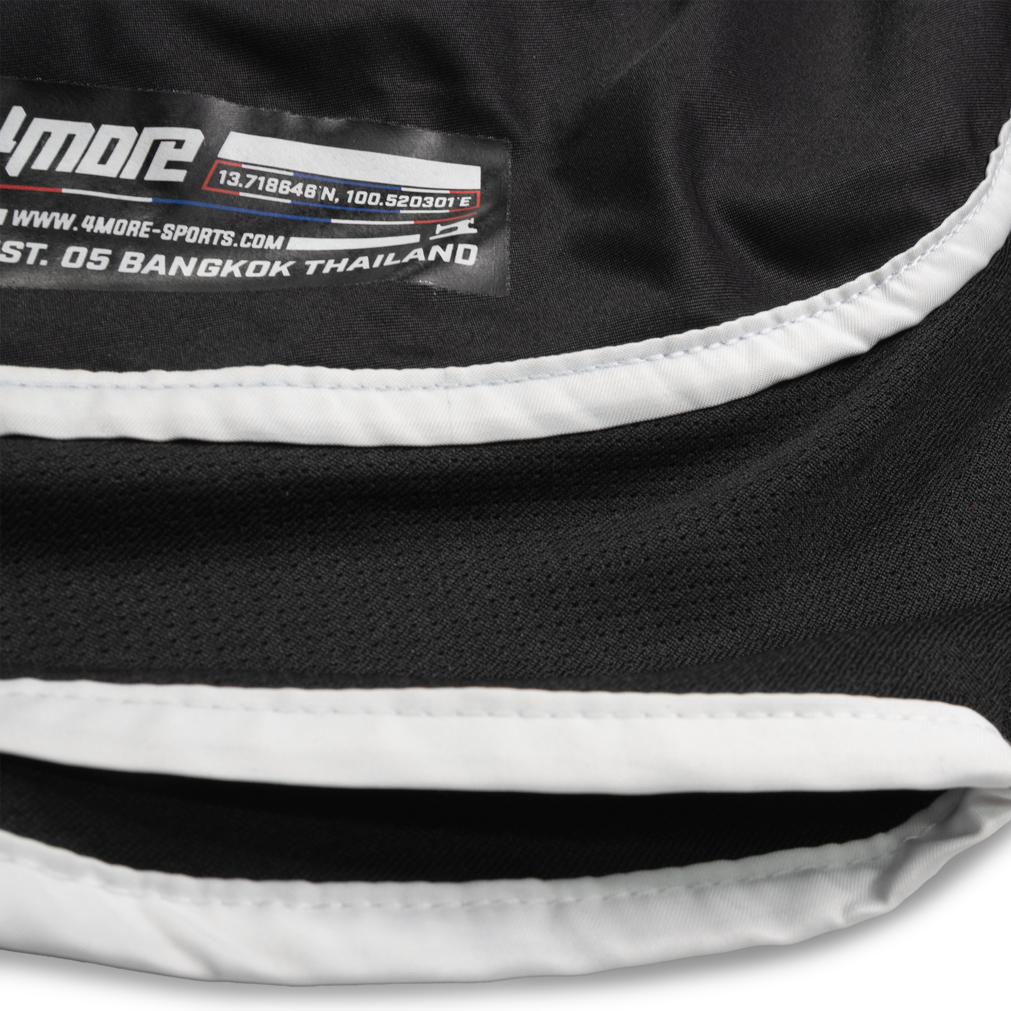 SHORTS HIGH RISE TECH