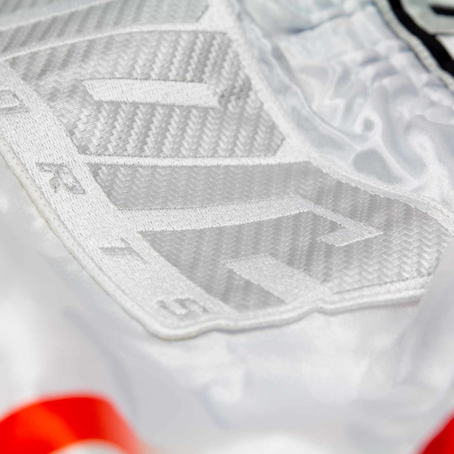 thaishorts-4more-sports-benakmuay-seite-carbonstyle SHORTS MUAYTHAI BE NAKMUAY