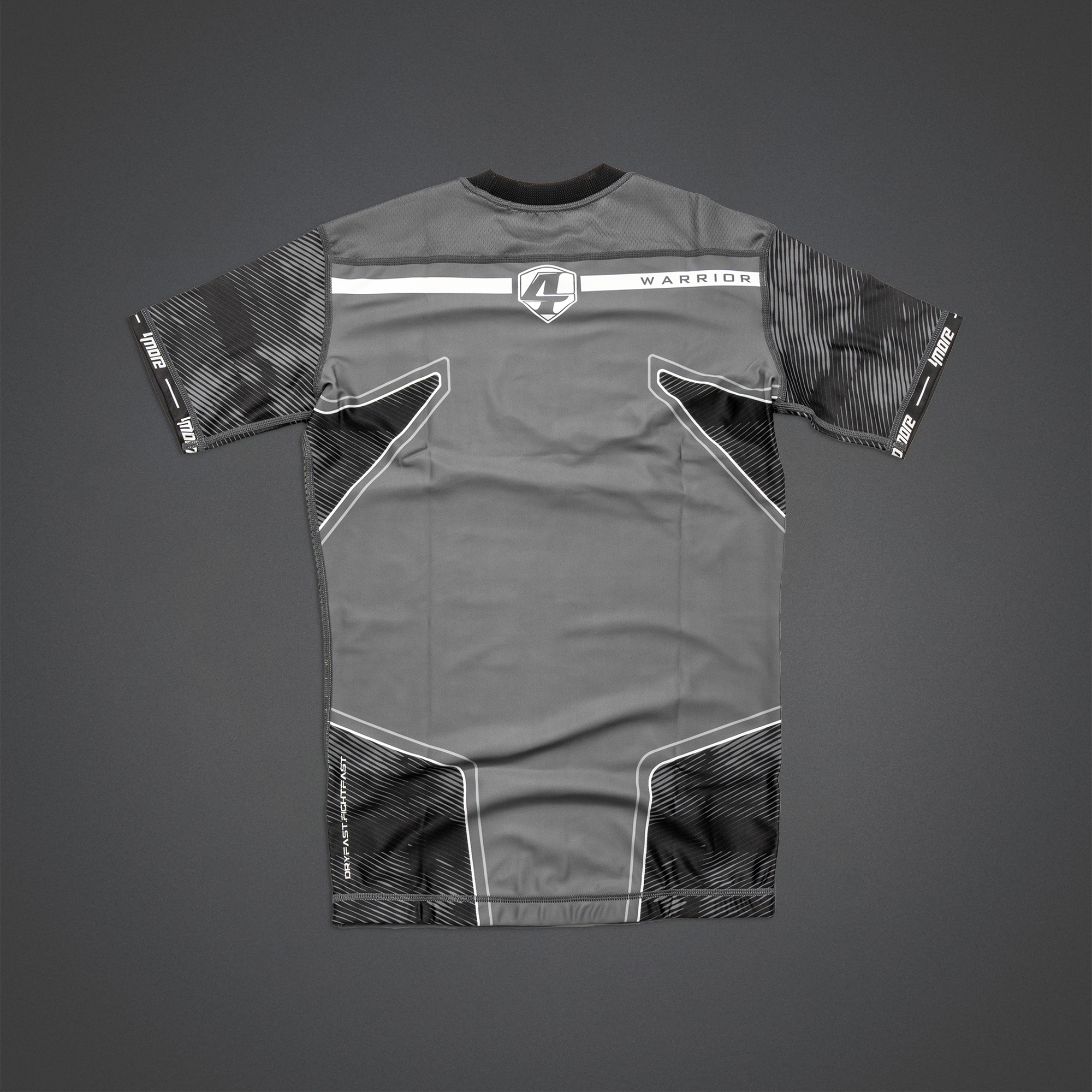 4more-sports-shortsleeve-rashguard