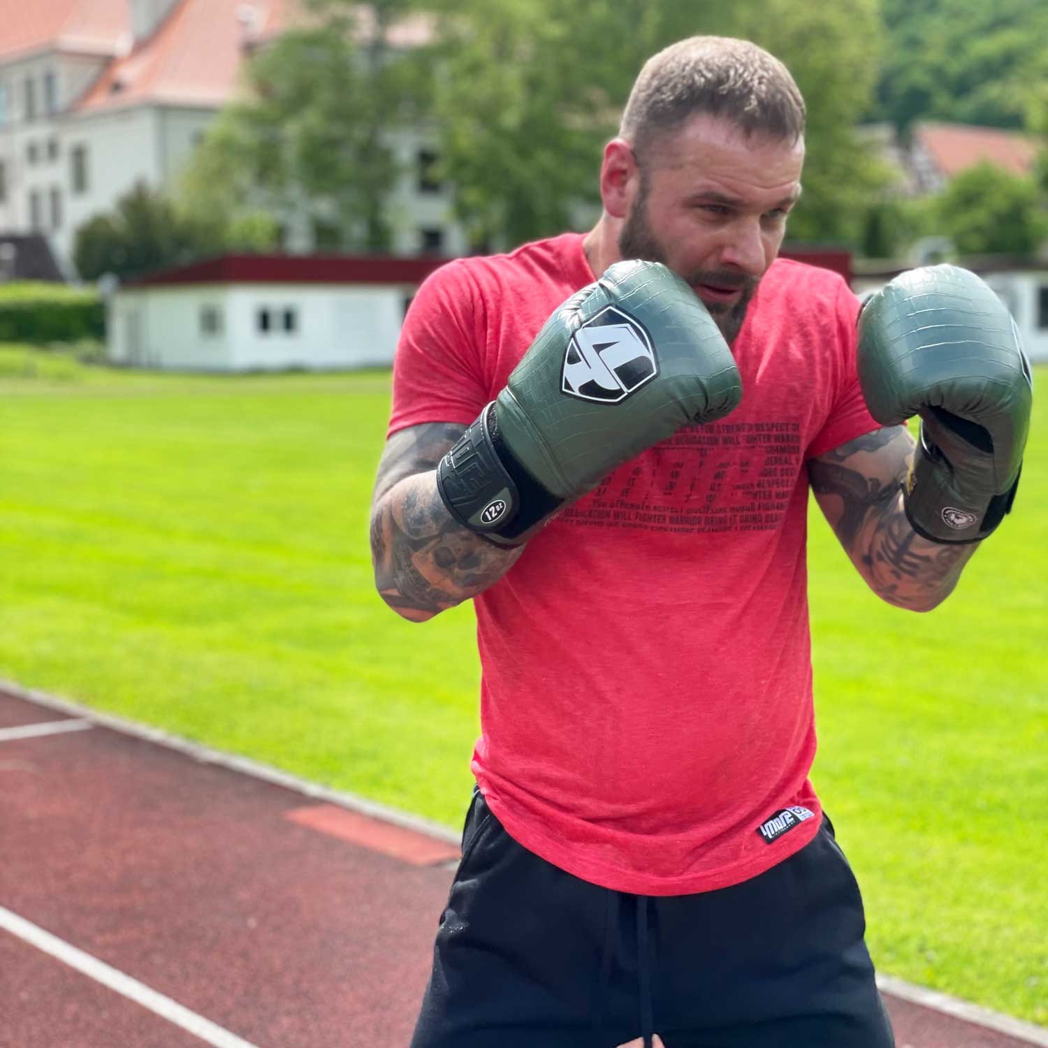 BOXHANDSCHUHE ROGUE ‚CROCO EDITION‘