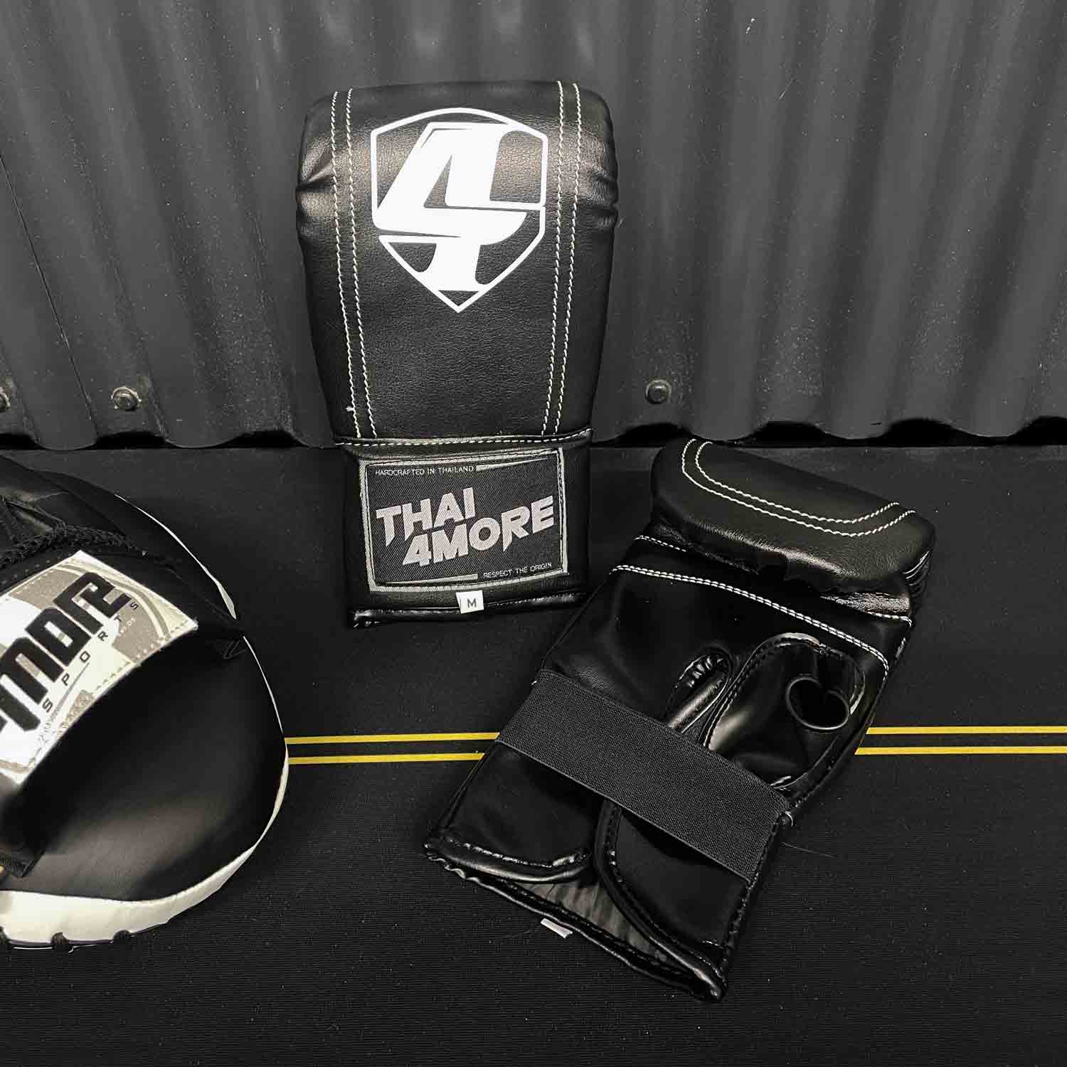SANDSACKHANDSCHUHE BOXSACK THAI FAST-IN