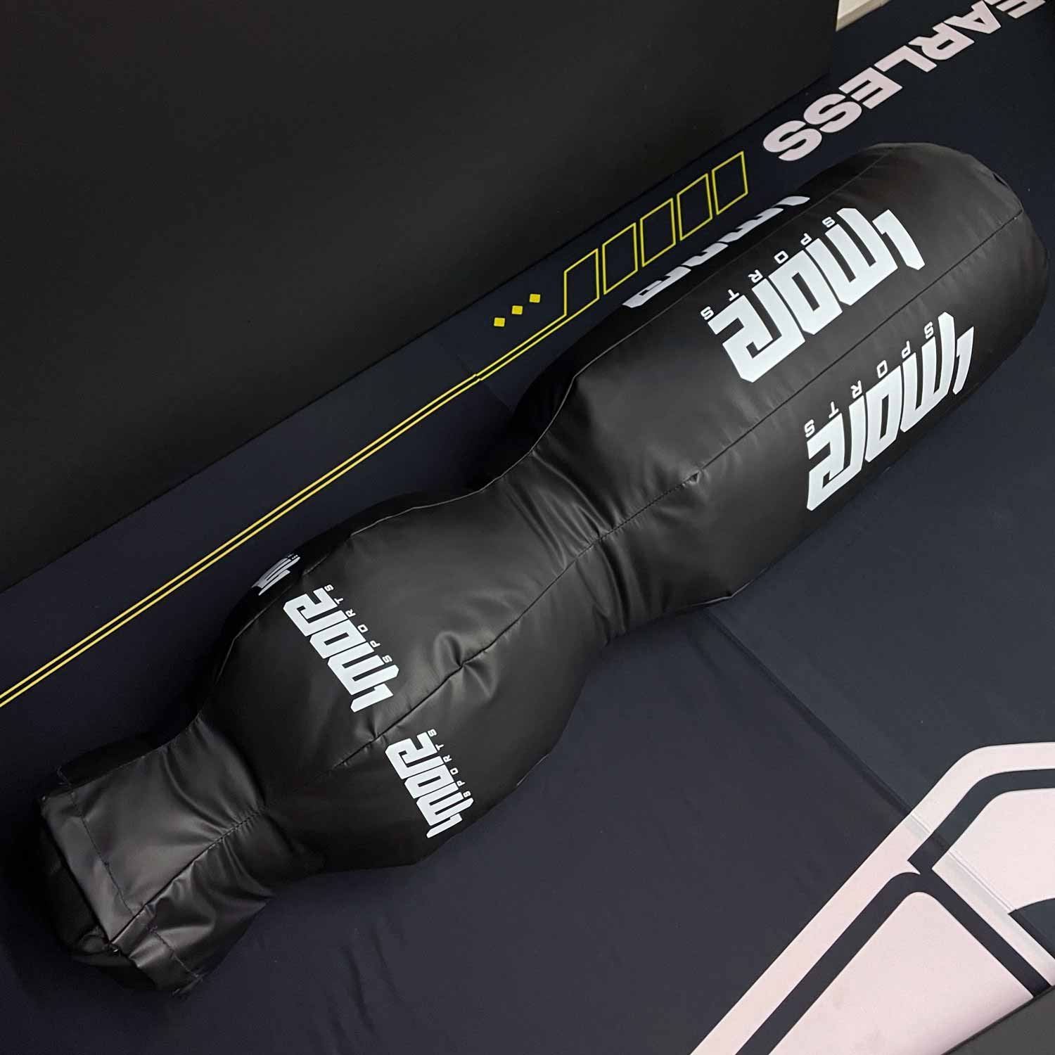 GROUNDANDPOUND DUMMY MMA TRAINING